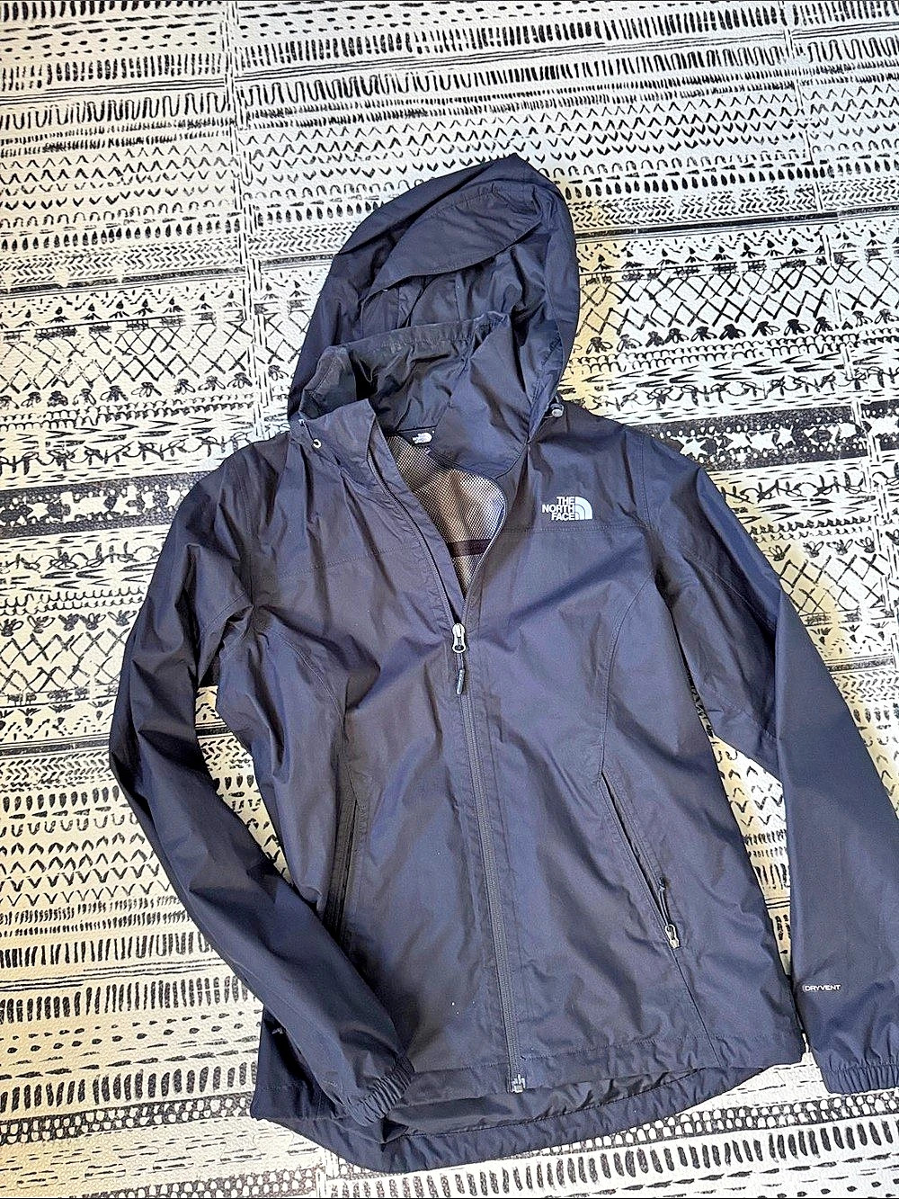 The North Face Women's Quest DryVent Jacket Black